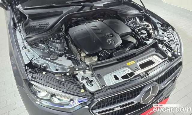 Mercedes-Benz GLC-Class 2023 2.0 автомат (гидро), миниатюра 5