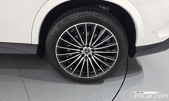 Mercedes-Benz GLC-Class 2026 2.0 автомат (гидро), миниатюра 6