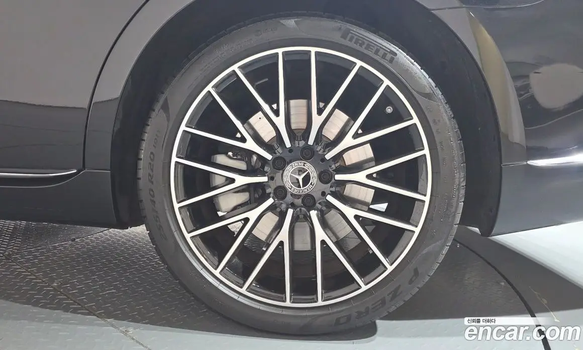 Mercedes-Benz S-Class 2022 4.0 автомат (гидро), фото 6