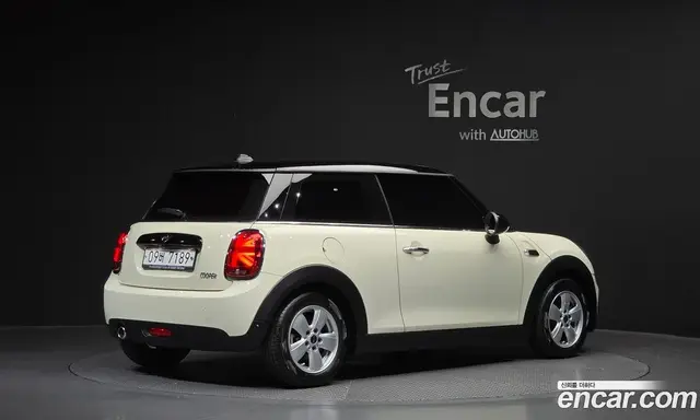Mini Cooper 2018 1.5 автомат (гидро), миниатюра 2