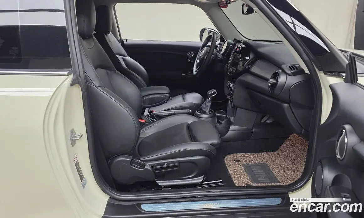 Mini Cooper 2018 1.5 автомат (гидро), фото 17