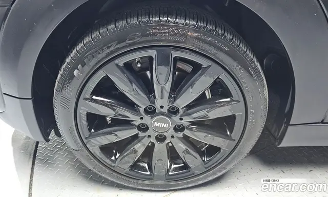 Mini Cooper 2018 2.0 автомат (гидро), миниатюра 5 Mini Cooper 2018 2.0 автомат (гидро), миниатюра 5