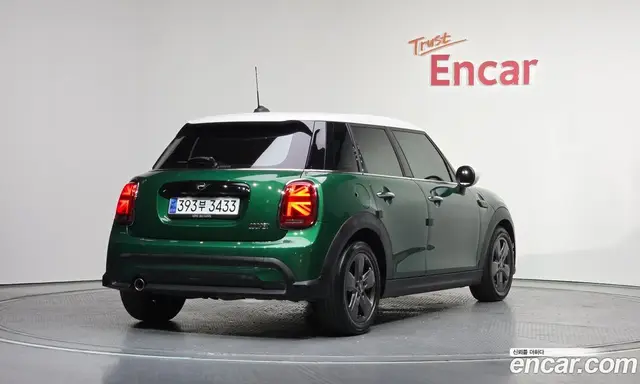 Mini Cooper 2021 1.5 автомат (гидро), миниатюра 2 Mini Cooper 2021 1.5 автомат (гидро), миниатюра 2