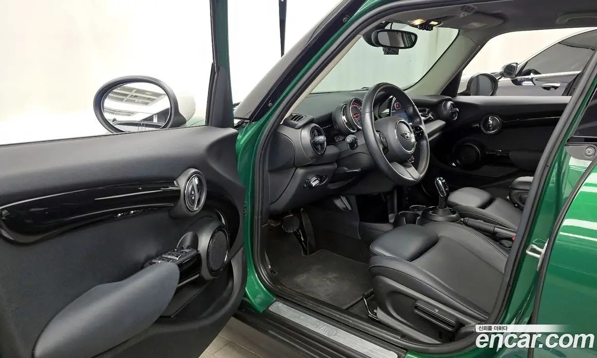 Mini Cooper 2021 1.5 автомат (гидро), фото 13 Mini Cooper 2021 1.5 автомат (гидро), фото 13