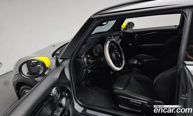 Mini Cooper 2022 автомат (гидро), миниатюра 12
