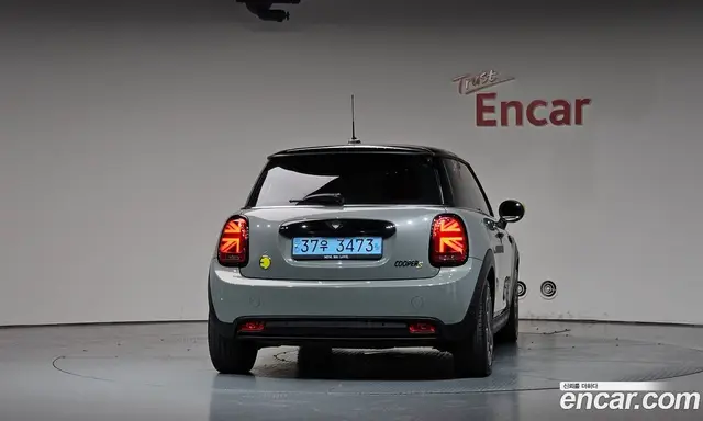 Mini Cooper 2022 автомат (гидро), миниатюра 3 Mini Cooper 2022 автомат (гидро), миниатюра 3