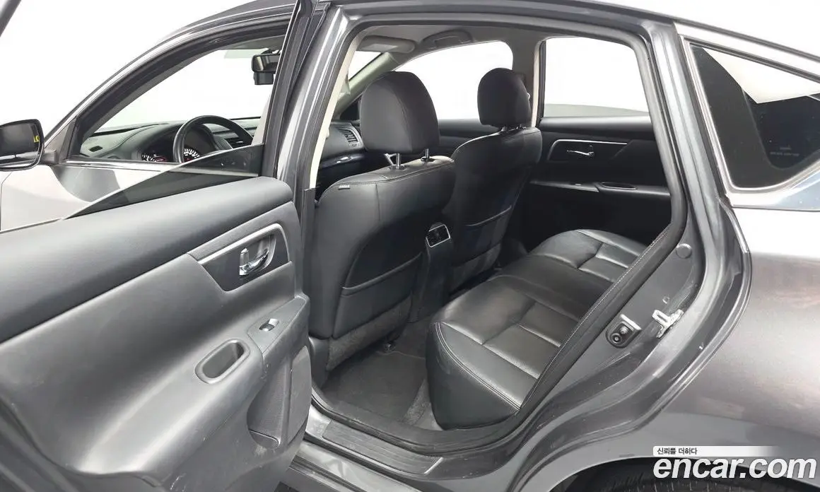 Nissan Altima 2018 2.5 автомат (гидро), фото 16