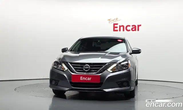 Nissan Altima 2018 2.5 автомат (гидро), миниатюра 3