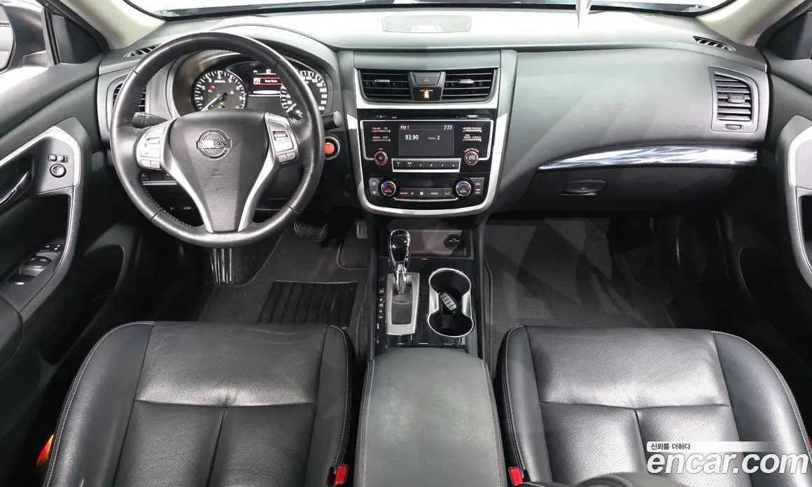 Nissan Altima 2018 2.5 автомат (гидро), фото 10