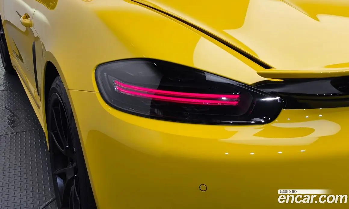 Porsche 718 2022 4.0 автомат (гидро), фото 9 Porsche 718 2022 4.0 автомат (гидро), фото 9
