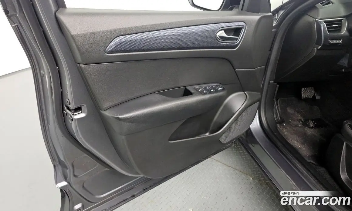 Renault (Samsung) Arkana 2024 1.6 автомат (гидро), фото 14 Renault (Samsung) Arkana 2024 1.6 автомат (гидро), фото 14