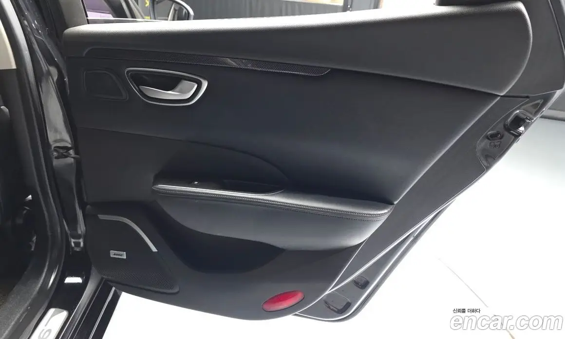 Renault (Samsung) SM6 2016 2.0 автомат (гидро), фото 15 Renault (Samsung) SM6 2016 2.0 автомат (гидро), фото 15
