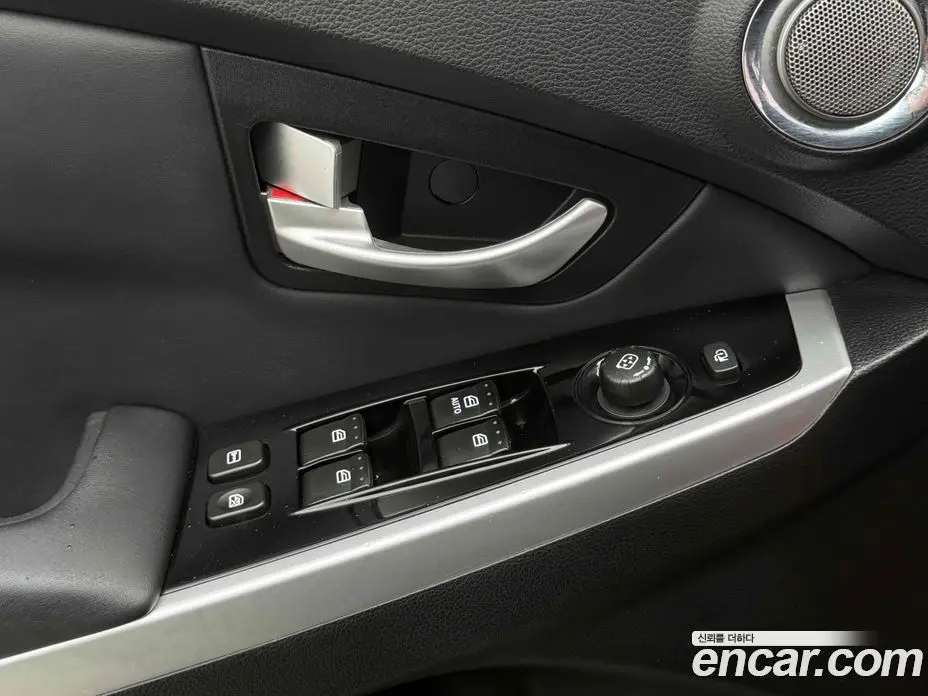 SsangYong Korando 2013 2.0 автомат (гидро), фото 14 SsangYong Korando 2013 2.0 автомат (гидро), фото 14