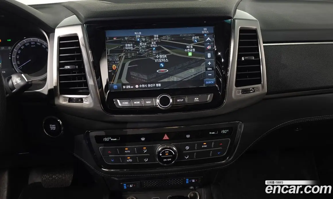 SsangYong Rexton 2018 2.2 автомат (гидро), фото 18