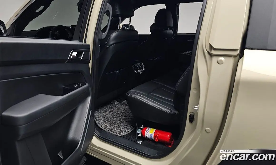 SsangYong Rexton 2024 2.2 автомат (гидро), фото 15 SsangYong Rexton 2024 2.2 автомат (гидро), фото 15