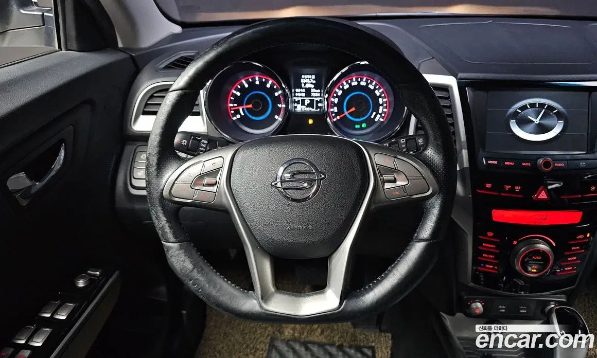 SsangYong TIBOLI 2015 1.6 автомат (гидро), фото 18 SsangYong TIBOLI 2015 1.6 автомат (гидро), фото 18