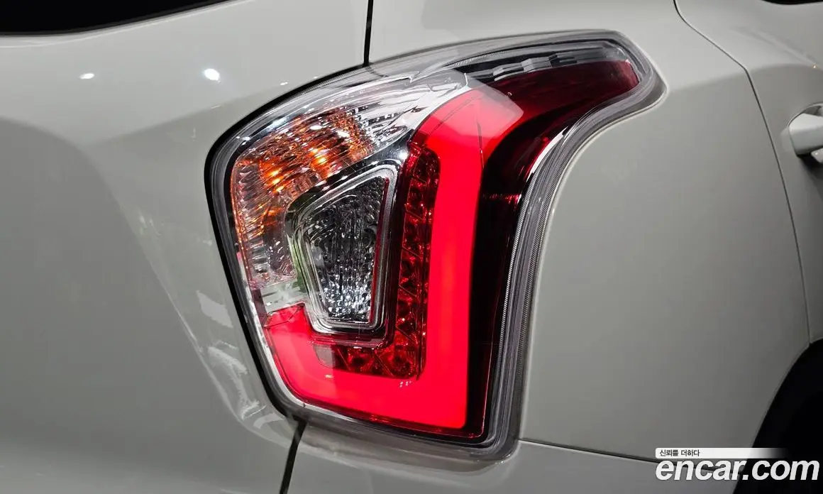 SsangYong TIBOLI 2015 1.6 автомат (гидро), фото 8 SsangYong TIBOLI 2015 1.6 автомат (гидро), фото 8