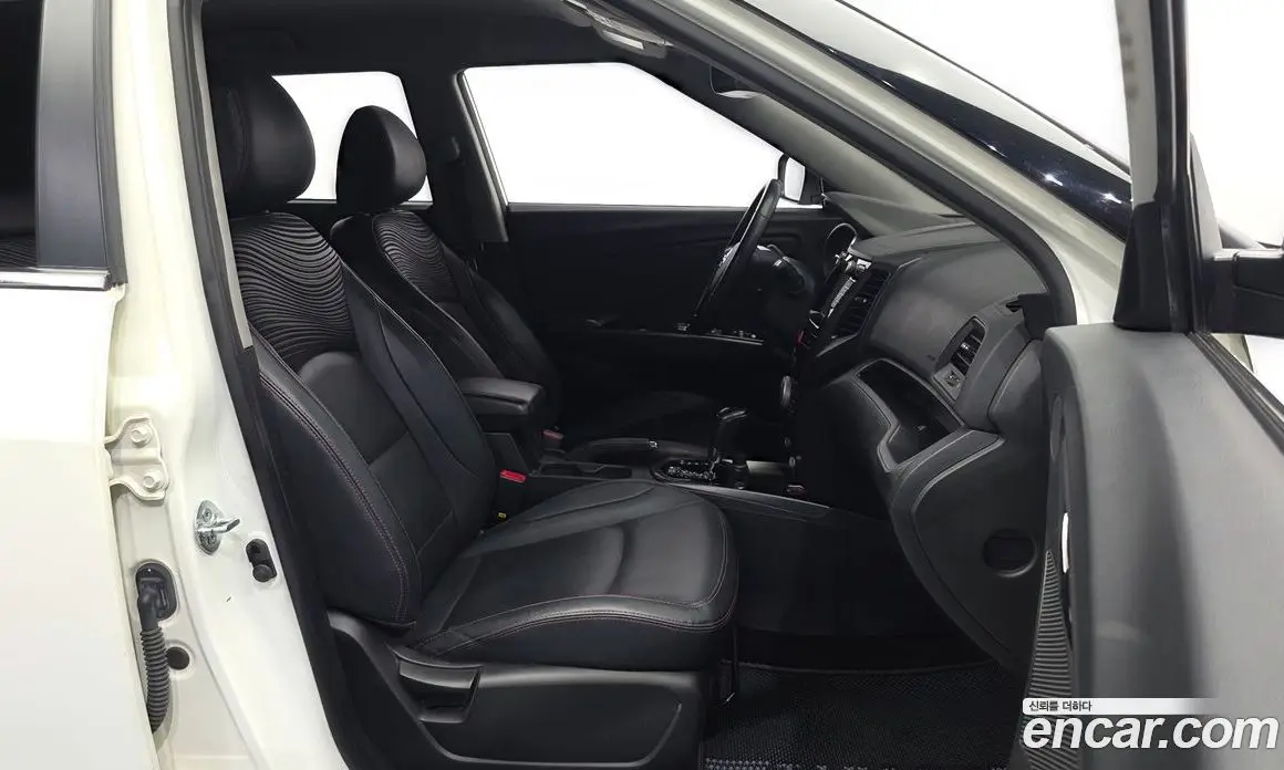 SsangYong TIBOLI 2016 1.6 автомат (гидро), фото 16