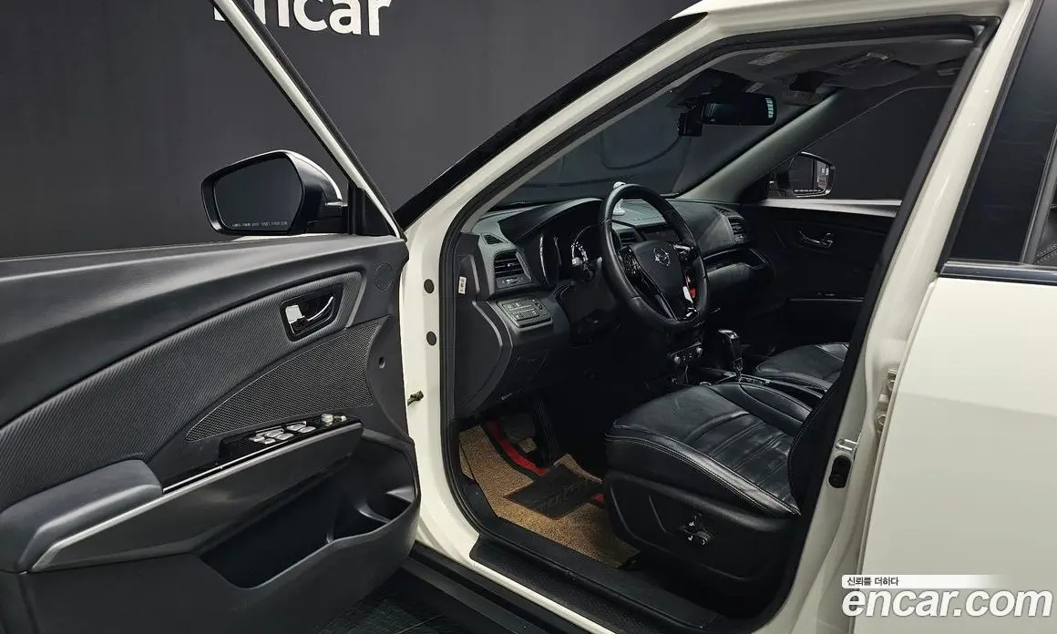 SsangYong TIBOLI 2017 1.6 автомат (гидро), фото 13 SsangYong TIBOLI 2017 1.6 автомат (гидро), фото 13