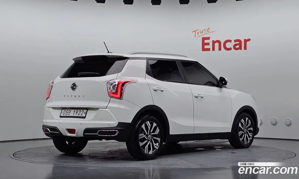 SsangYong TIBOLI 2018 1.6 автомат (гидро), фото 2 SsangYong TIBOLI 2018 1.6 автомат (гидро), фото 2