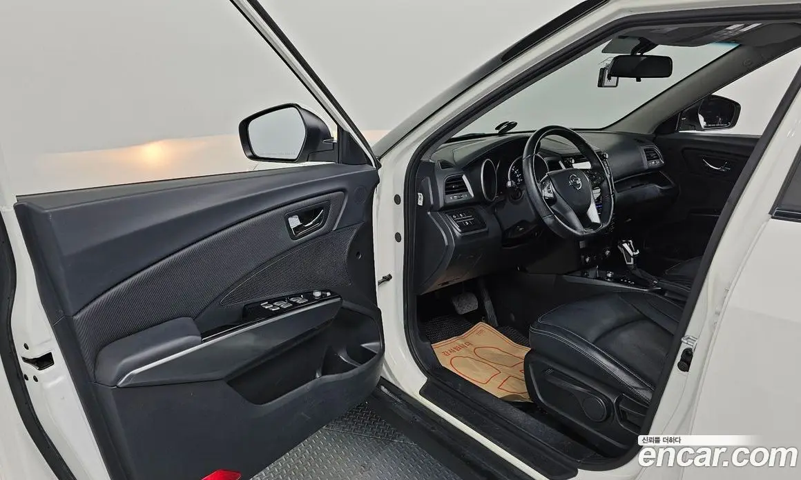 SsangYong TIBOLI 2018 1.6 автомат (гидро), фото 13 SsangYong TIBOLI 2018 1.6 автомат (гидро), фото 13