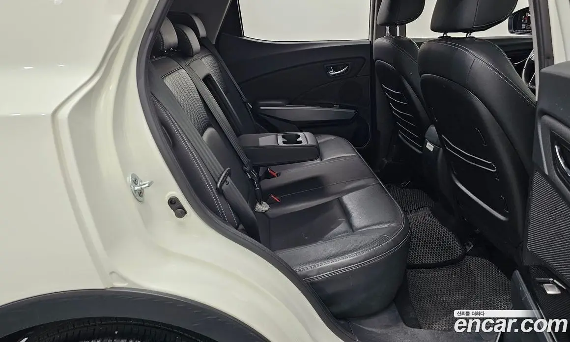 SsangYong TIBOLI 2018 1.6 автомат (гидро), фото 16 SsangYong TIBOLI 2018 1.6 автомат (гидро), фото 16