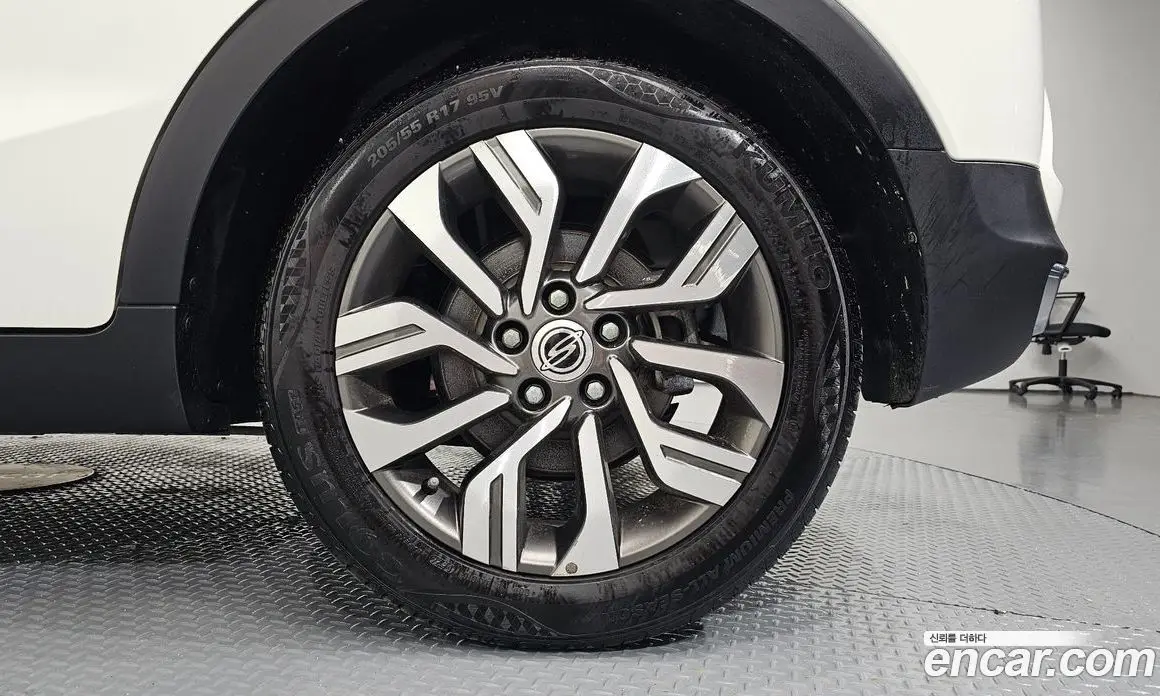 SsangYong TIBOLI 2018 1.6 автомат (гидро), фото 7 SsangYong TIBOLI 2018 1.6 автомат (гидро), фото 7
