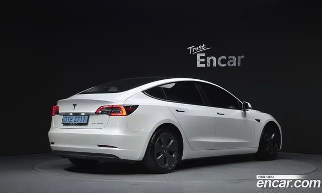 Tesla Model 3 2022 0.2 автомат (гидро), миниатюра 2