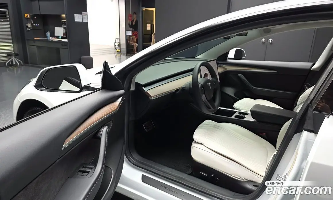 Tesla Model 3 2022 0.2 автомат (гидро), фото 13