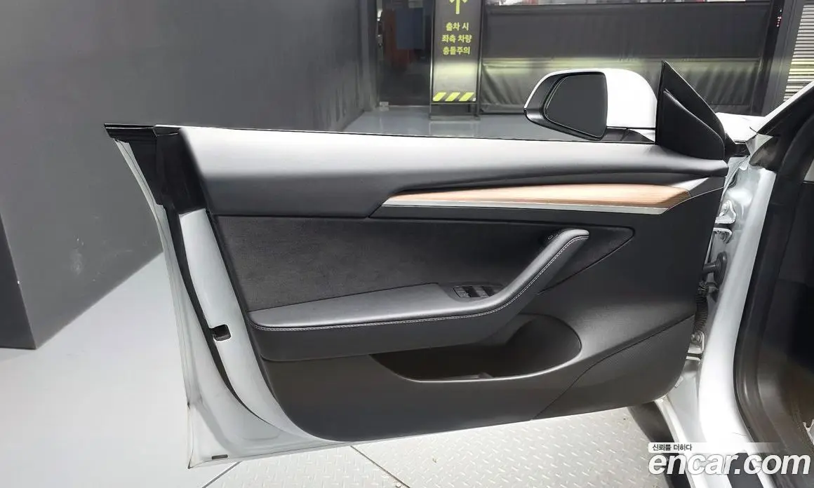 Tesla Model 3 2022 0.2 автомат (гидро), фото 15