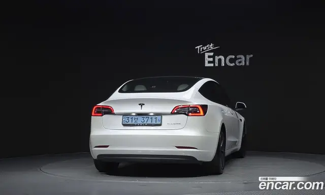 Tesla Model 3 2022 0.2 автомат (гидро), миниатюра 4