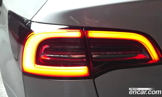 Tesla Model 3 2022 0.2 автомат (гидро), миниатюра 9