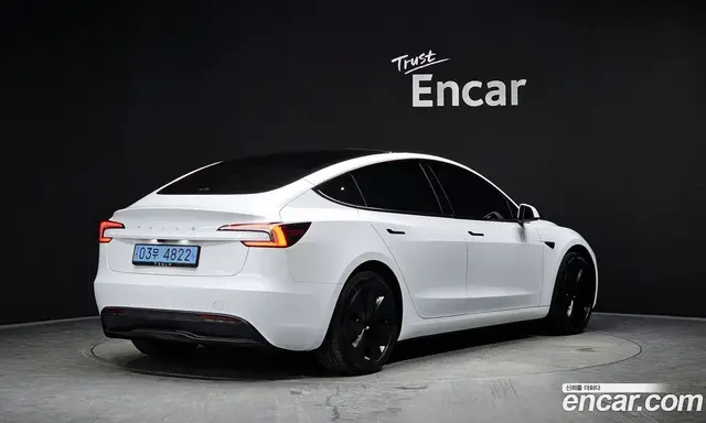 Tesla Model 3, 2024, 44 902 км