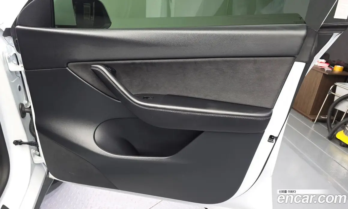 Tesla Model Y 2021 0.2 автомат (гидро), фото 14
