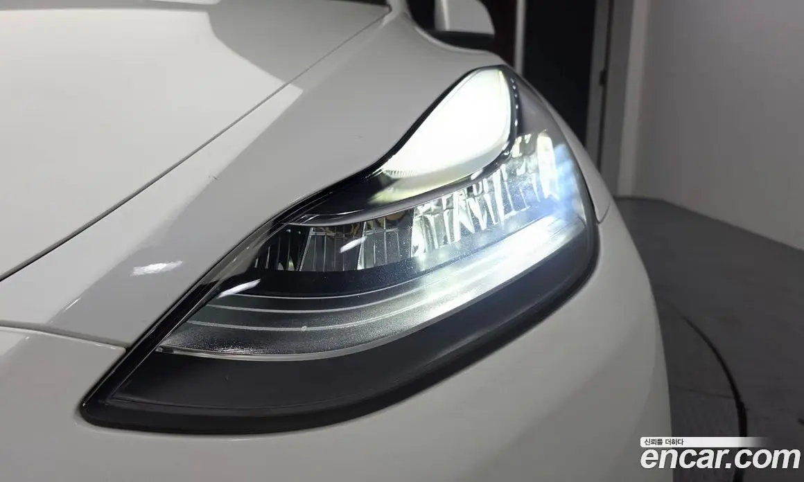 Tesla Model Y 2021 0.2 автомат (гидро), фото 8