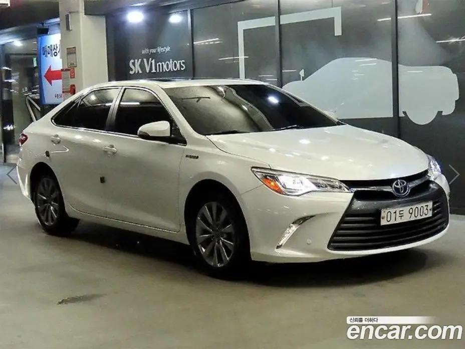 Toyota Camry 2017 2.5 автомат (гидро), фото 1 Toyota Camry 2017 2.5 автомат (гидро), фото 1