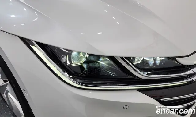 Volkswagen Arteon 2023 2.0 автомат (гидро), миниатюра 8 Volkswagen Arteon 2023 2.0 автомат (гидро), миниатюра 8