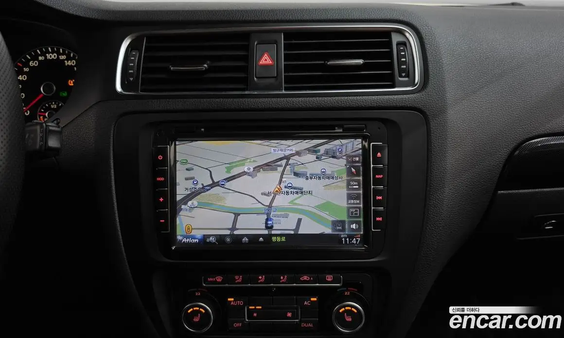 Volkswagen Jetta 2012 2.0 автомат (гидро), фото 17