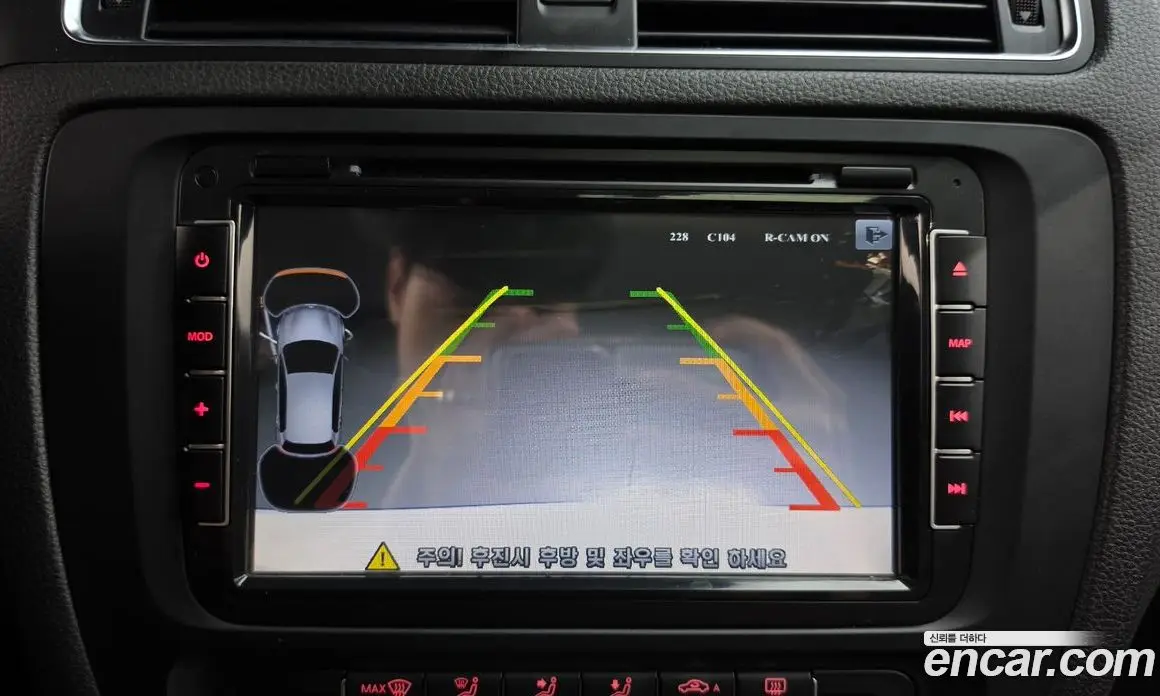 Volkswagen Jetta 2012 2.0 автомат (гидро), фото 19