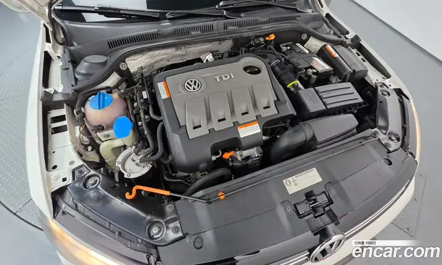 Volkswagen Jetta 2012 2.0 автомат (гидро), миниатюра 5