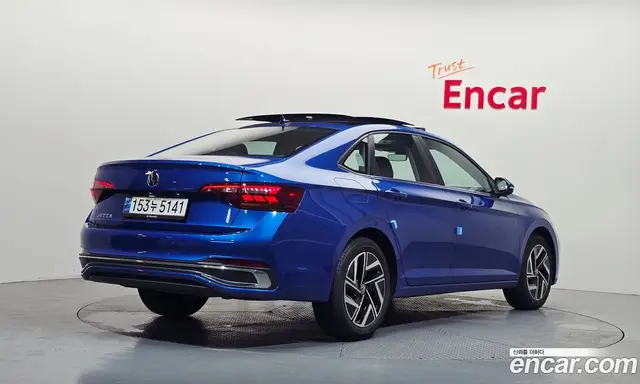 Volkswagen Jetta 2023 1.5 автомат (гидро), миниатюра 2