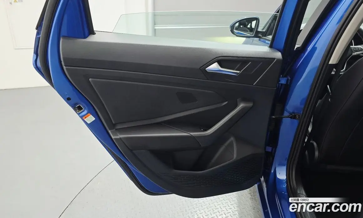 Volkswagen Jetta 2023 1.5 автомат (гидро), фото 15