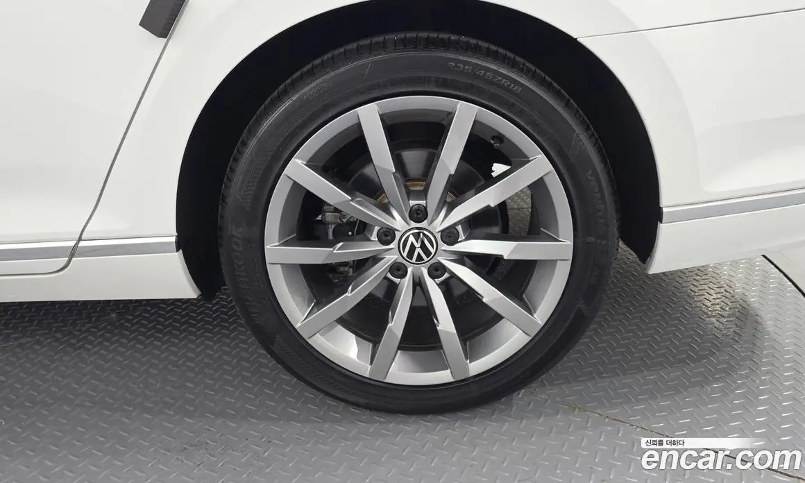 Volkswagen Passat 2021 2.0 автомат (гидро), фото 5 Volkswagen Passat 2021 2.0 автомат (гидро), фото 5