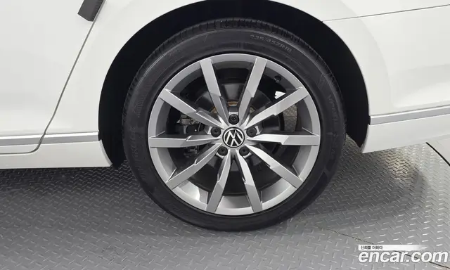 Volkswagen Passat 2021 2.0 автомат (гидро), миниатюра 5 Volkswagen Passat 2021 2.0 автомат (гидро), миниатюра 5
