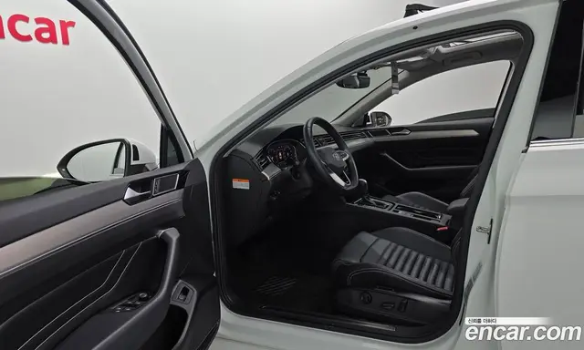 Volkswagen Passat 2021 2.0 автомат (гидро), миниатюра 10 Volkswagen Passat 2021 2.0 автомат (гидро), миниатюра 10