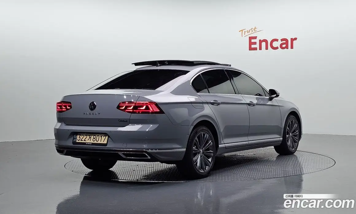 Volkswagen Passat 2022 2.0 автомат (гидро), фото 1 Volkswagen Passat 2022 2.0 автомат (гидро), фото 1