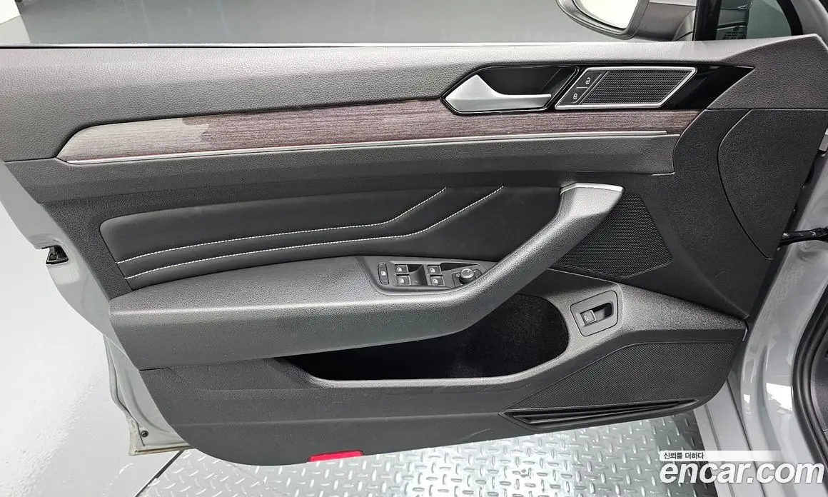 Volkswagen Passat 2022 2.0 автомат (гидро), фото 13 Volkswagen Passat 2022 2.0 автомат (гидро), фото 13