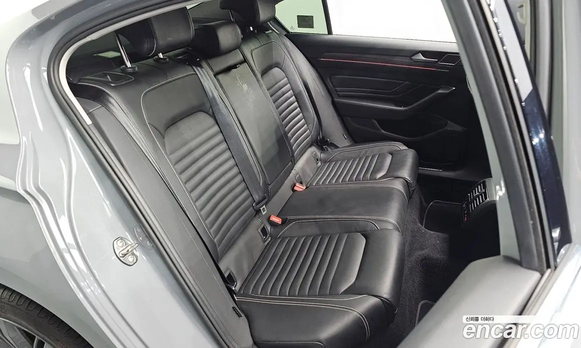 Volkswagen Passat 2022 2.0 автомат (гидро), фото 16 Volkswagen Passat 2022 2.0 автомат (гидро), фото 16