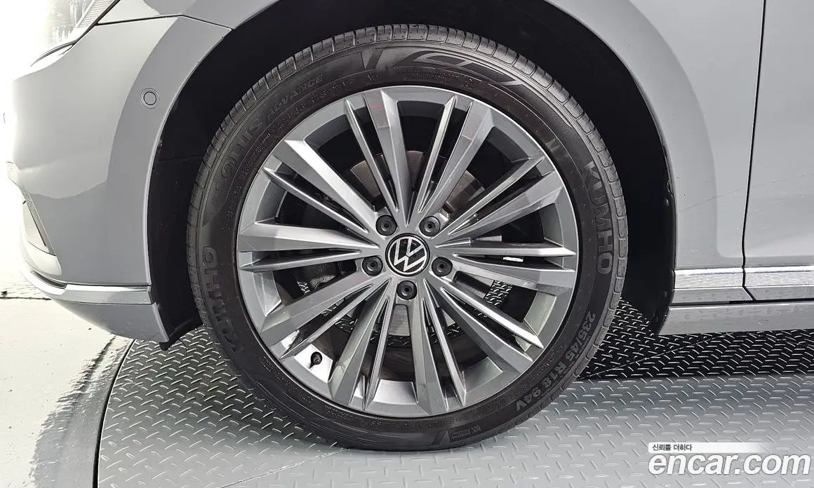 Volkswagen Passat 2022 2.0 автомат (гидро), фото 4 Volkswagen Passat 2022 2.0 автомат (гидро), фото 4
