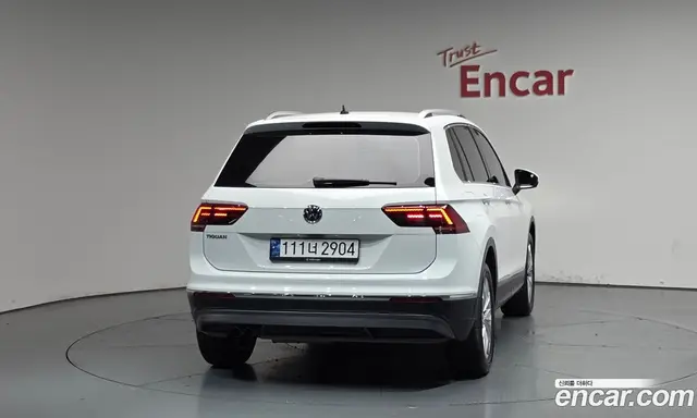 Volkswagen Tiguan 2018 2.0 автомат (гидро), миниатюра 4